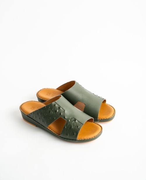 صندل أطفال موديل SP 2 باللون الزيتوني