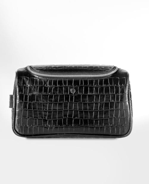 حقيبة سفر باللون الأسود كروك